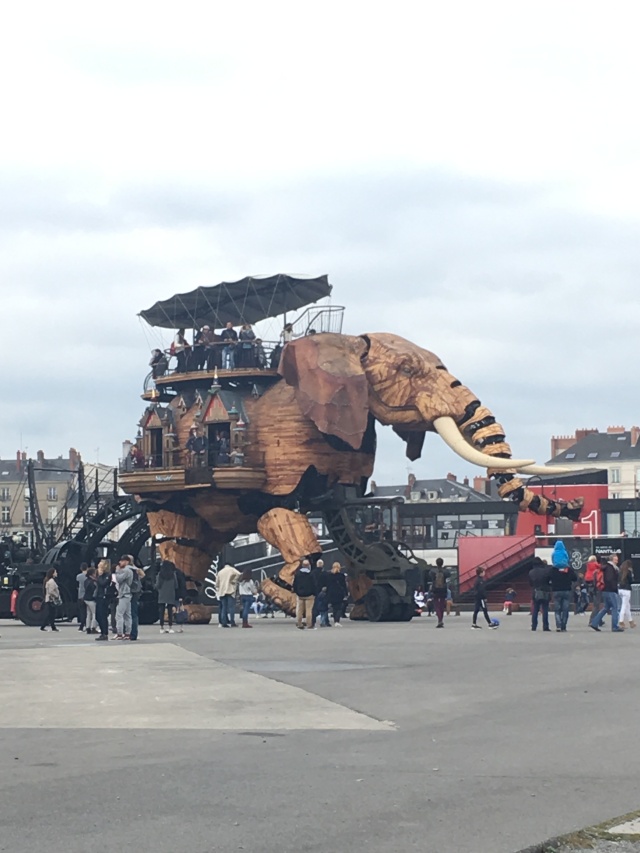 Mechanical elephant in Nantes, France